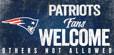 New England Patriots Wood Sign Fans Welcome 12x6-0