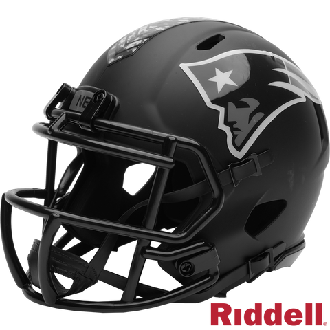 New England Patriots Helmet Riddell Replica Mini Speed Style Salute To Service 2026 Periodic Restock-0